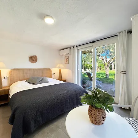 07301 Casa Del Mar *